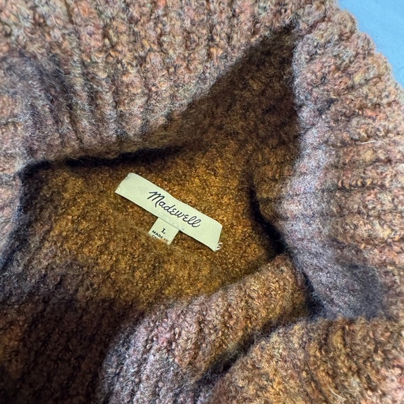 Madewell Mercer Turtleneck Sweater in Coziest Yarn in Brown Heather Cider - Picture 6 of 10